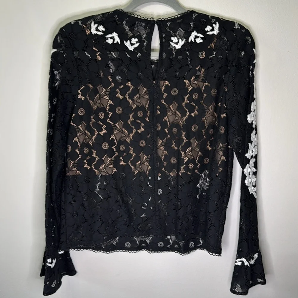 Endless Rose Embroidered Lace Top - Picture 5 of 7